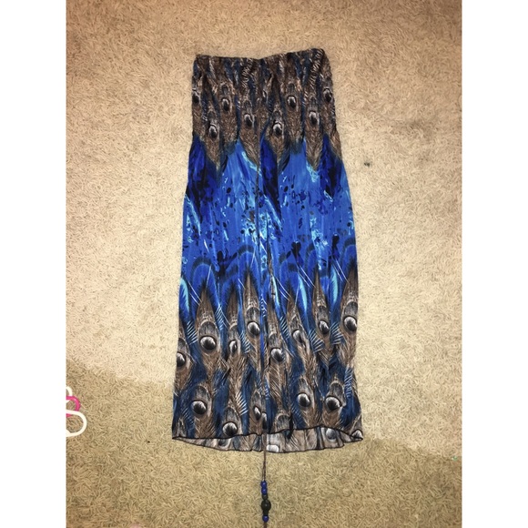 Peacock dress - Picture 2 of 3